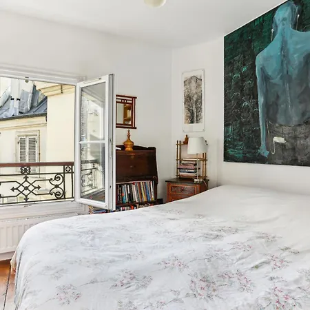 Cocon Parisien Dans Le Quartier Du Marais By Weekome Apartment Paris